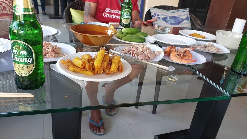 Fish And Summer House Patong Eksteriør bilde